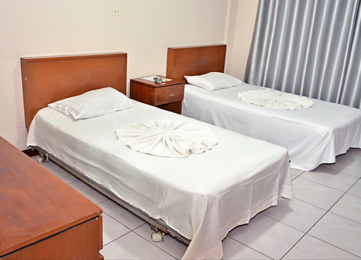 سانتا كروز دي لا سي Hostal Ibiza المظهر الخارجي الصورة